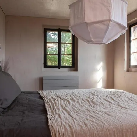 Modernes Bijou In 400-jaehrigem Haus *