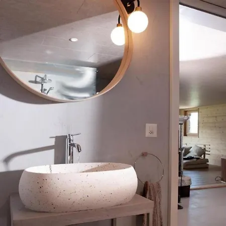 Modernes Bijou In 400-jaehrigem Haus *